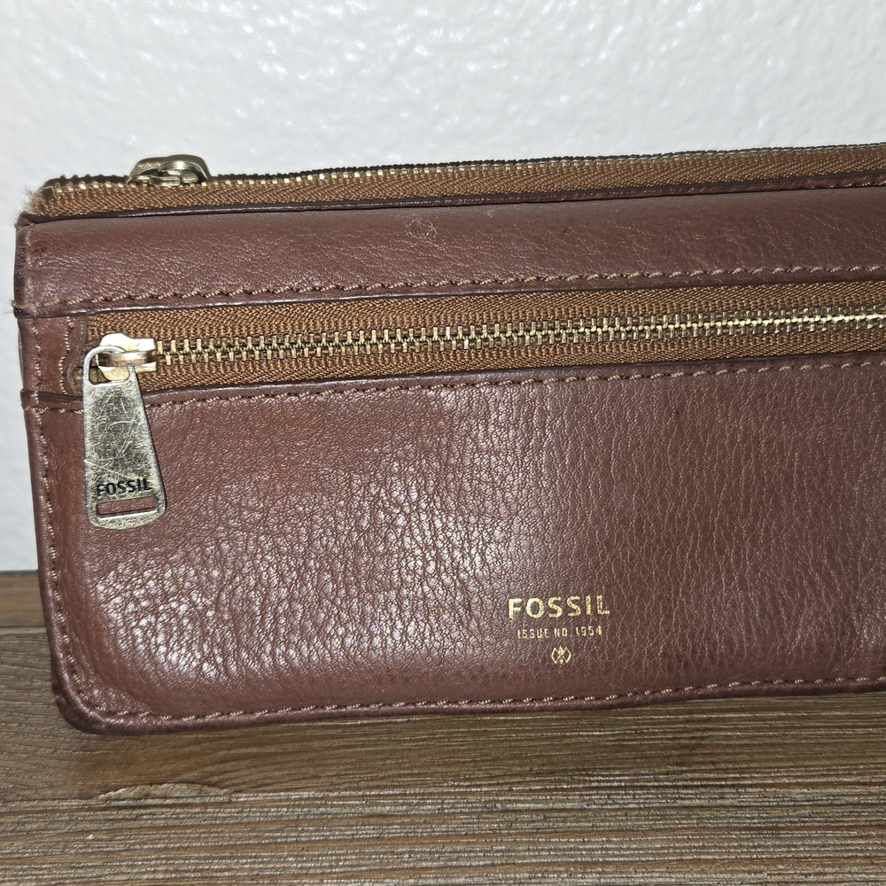 Fossil Brown Leather Wallet
